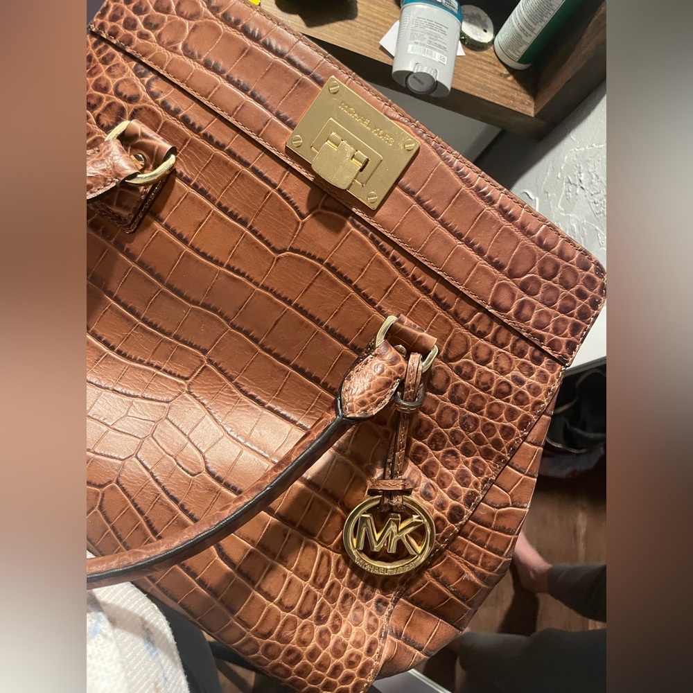 Micheal Kors alligator purse NEW without tags